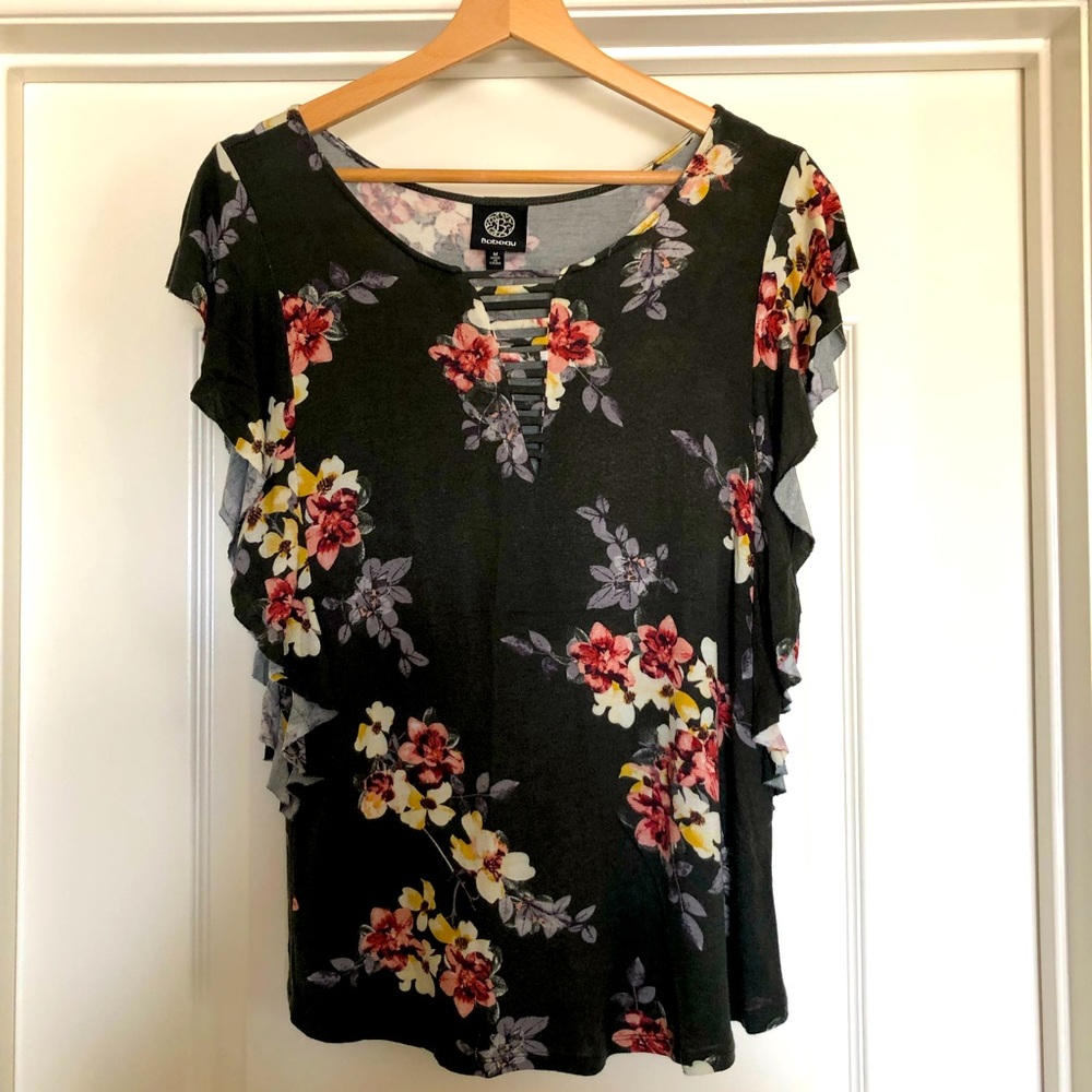 Bobeau Green Floral Top for Sale!